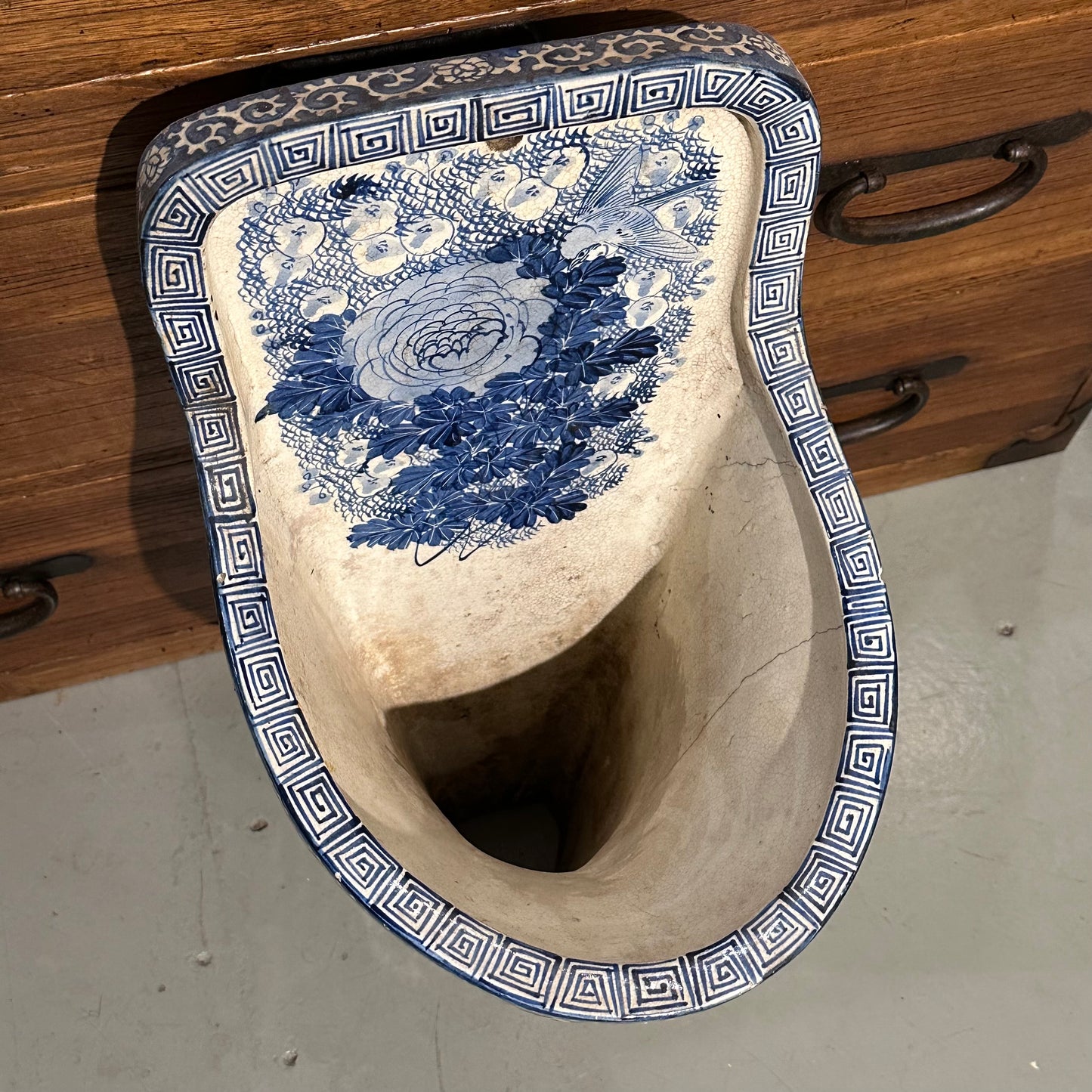 Antique Japanese Meiji Era c1880's Imari Urinal Flower Container 24”H