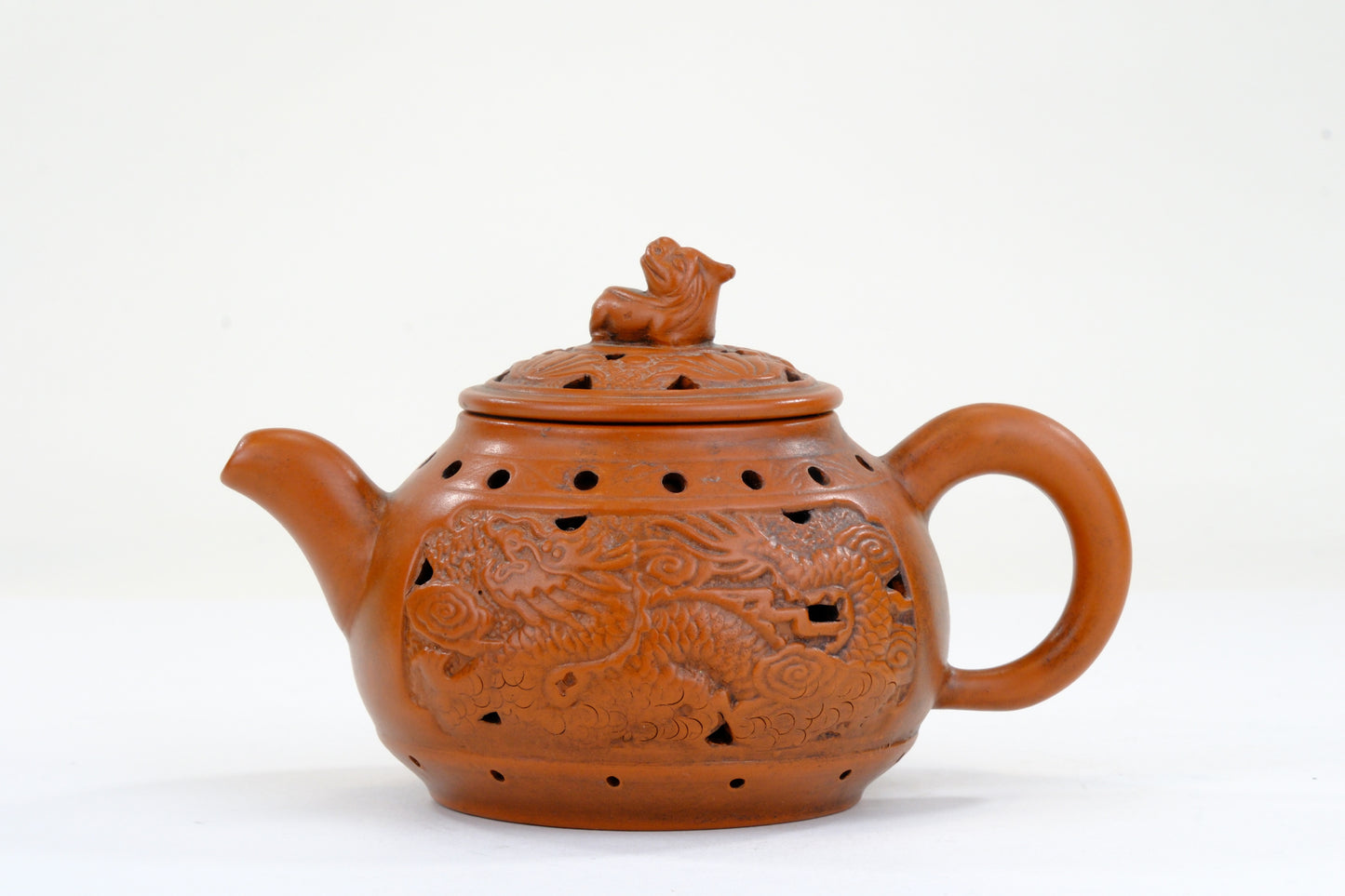 Vintage Chinese Yixing Style Teapot Double Wall Dragon Relief Shishi Finial Hongni Clay 6"