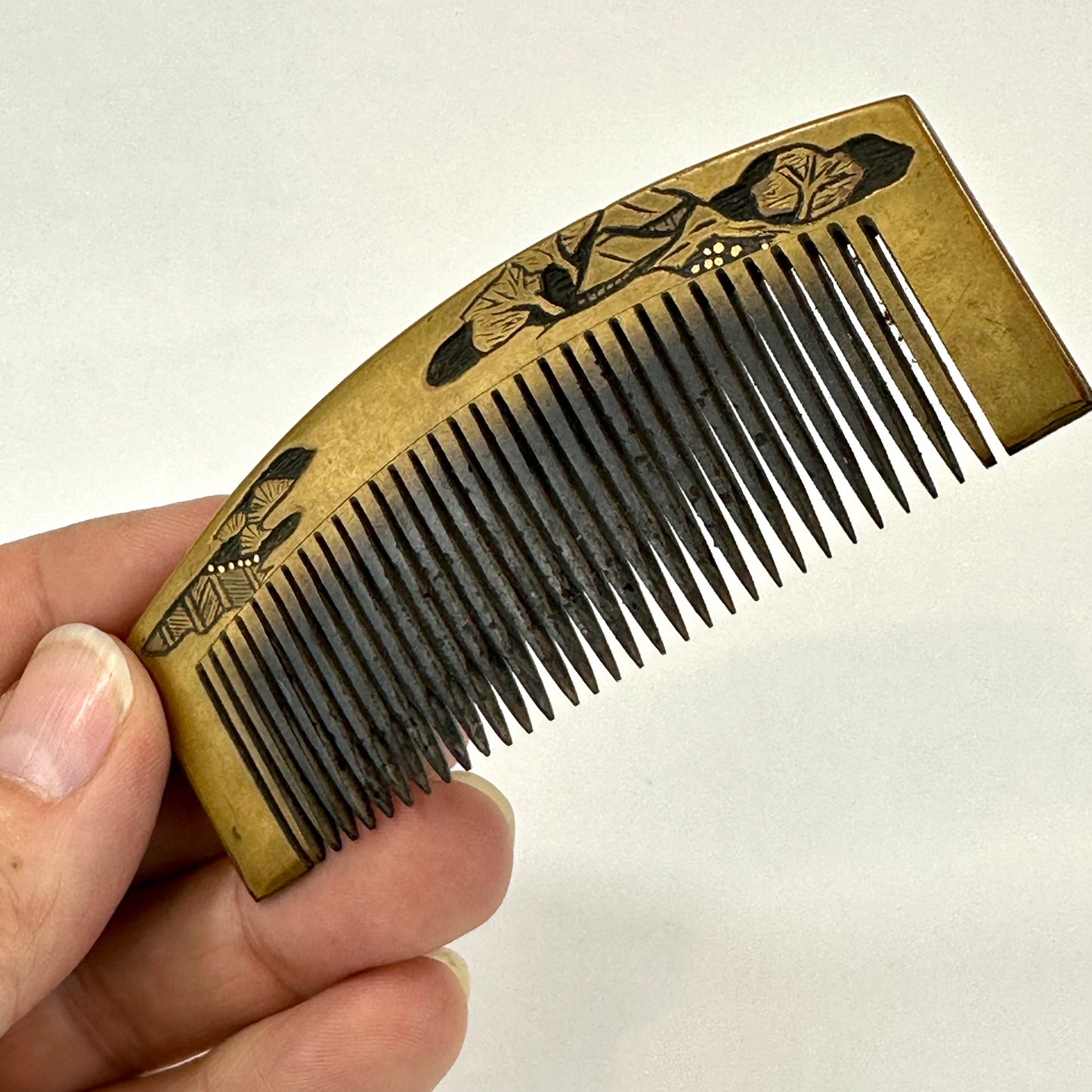 Antique Japanese Geisha Comb Kushi Hairpiece Kanzashi Gold Makie Hut w/ Pines 3.5"