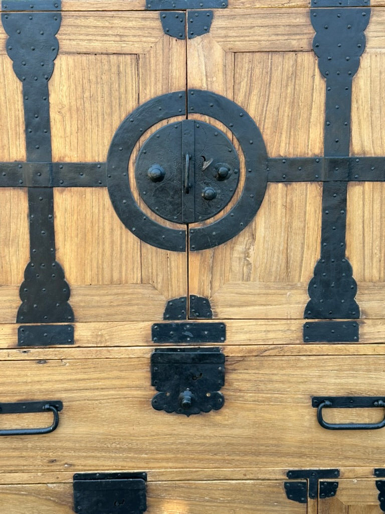 Antique Japanese Meiji Era Ishodansu Kiri Wood Cannon Biraki Tansu Iron Hardware