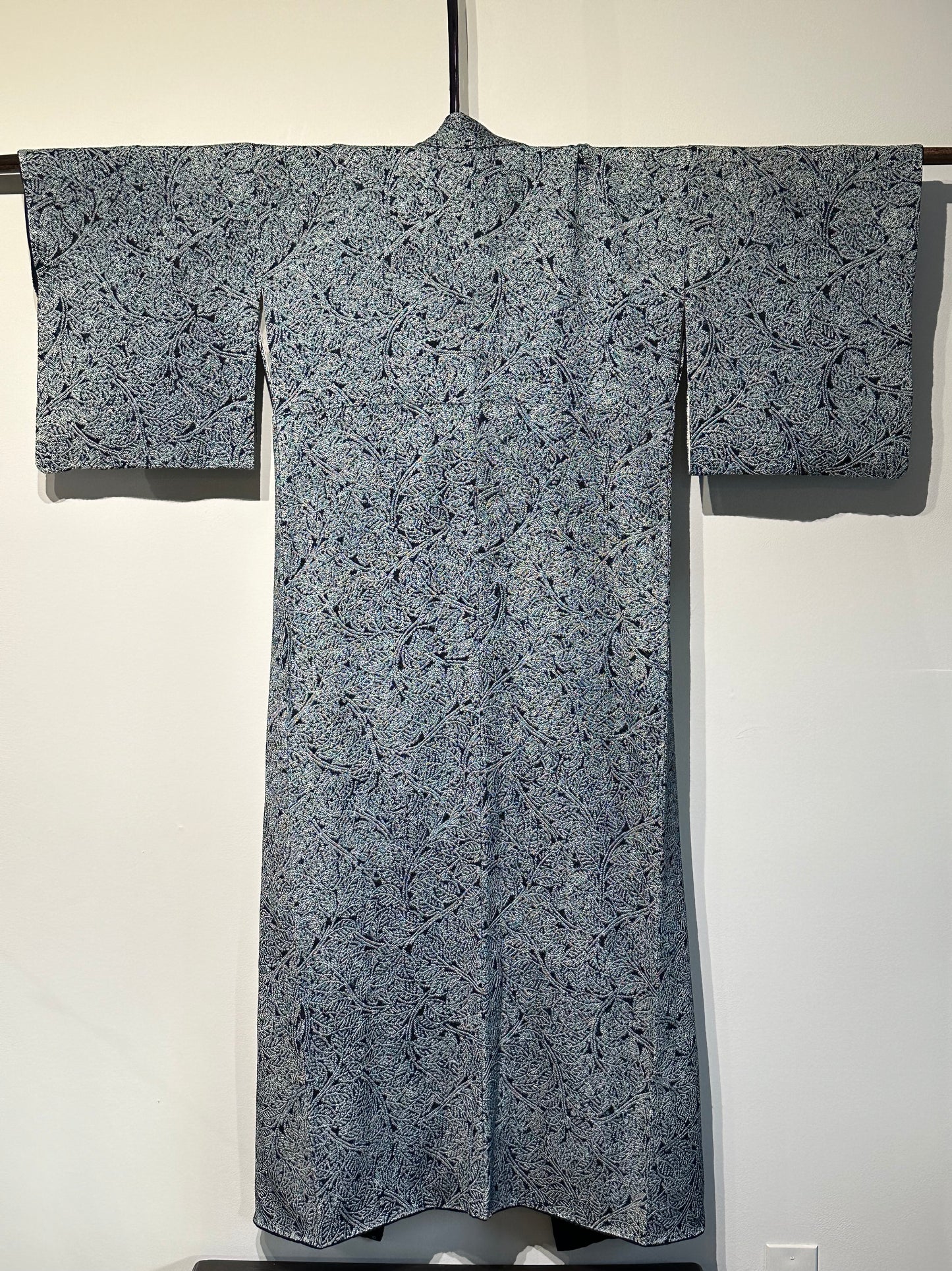 Japanese Silk Kimono Shibori Dark Blue Arabesque