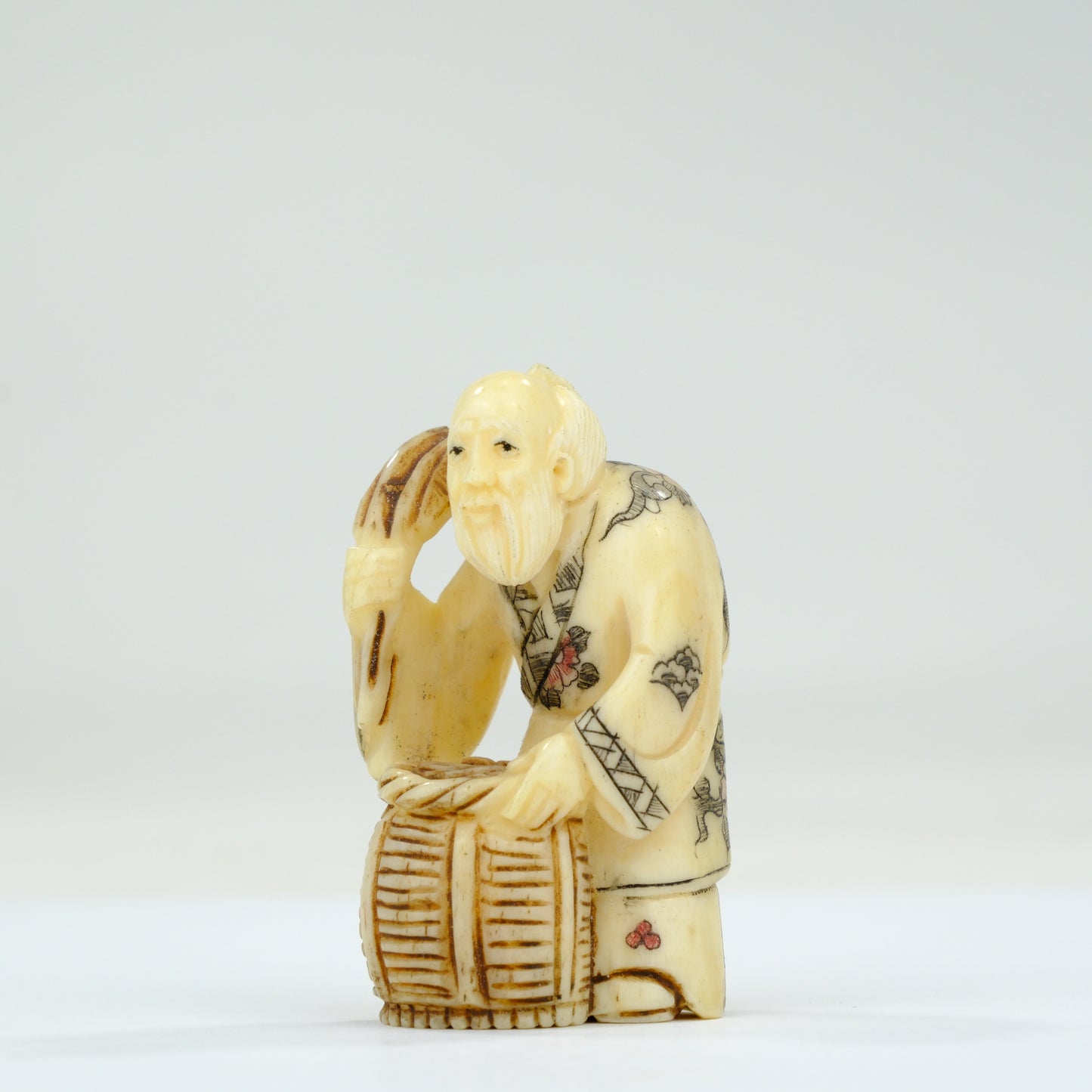 Vintage Chinese Figurine / Netsuke Hand Carved Oxbone ~2”H