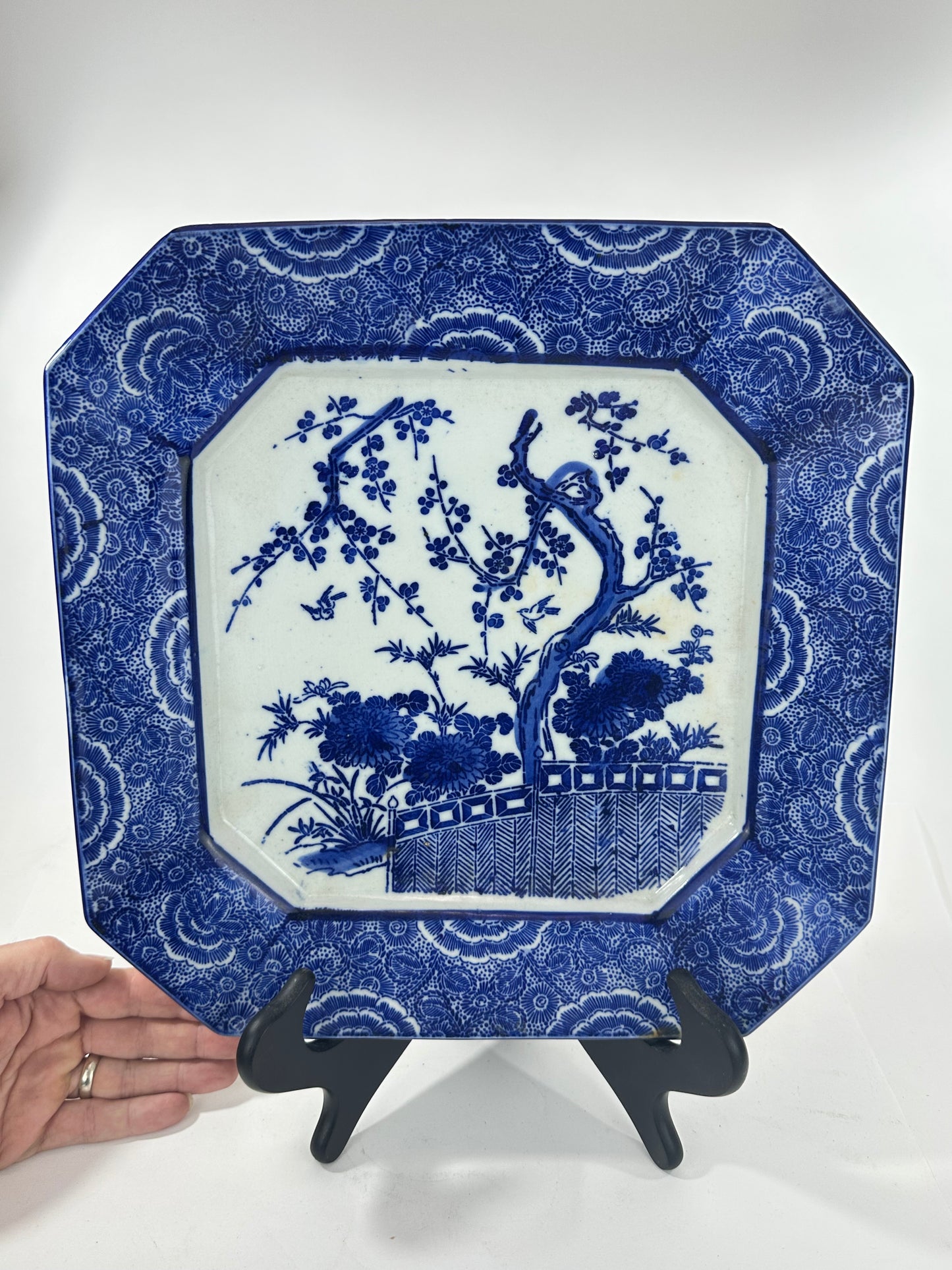 Antique Japanese 19th Century Imari Octagonal Blue & White Landscape Plate 12.5"W