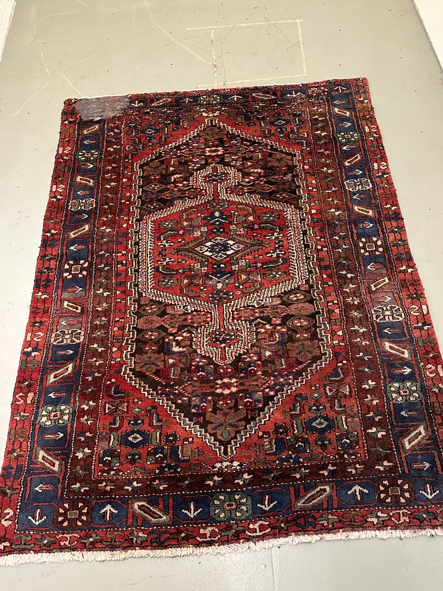 Vintage Persian Rug 60” x 83” Carpet (note condition)