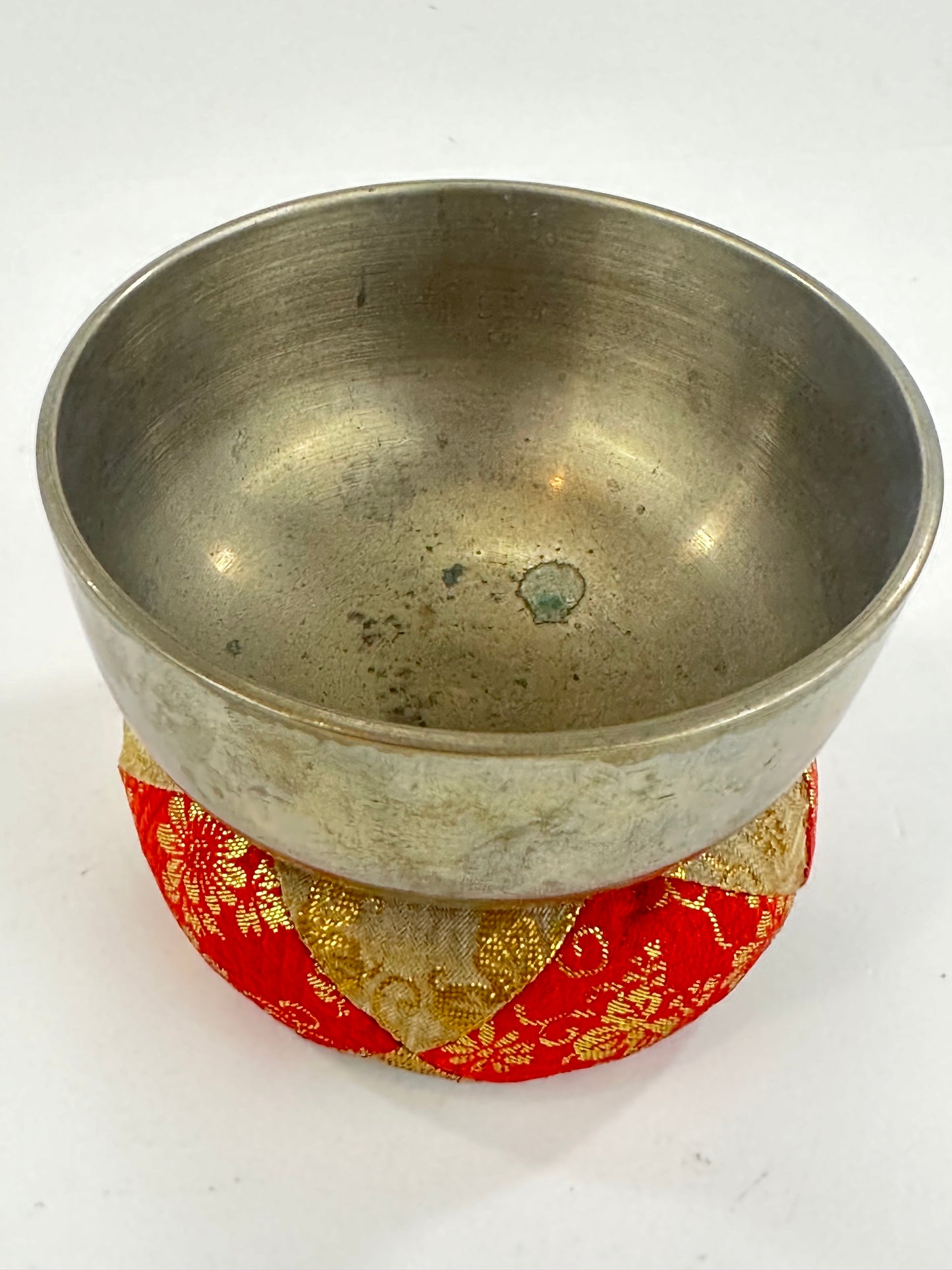 Vintage Japanese Bronze Singing Bowl Buddhist Alter Meditation Zazen 4.75"