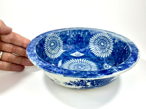 Antique Japanese Imari Sometsuke Blue White Porcelain Bowl Kiku Hanazume Late Edo 19th 8"W