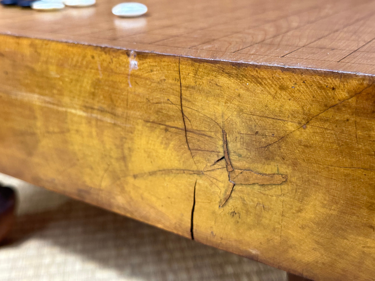 Vintage Japanese Katsura Go Board Floor Goban with Carved Tulip Legs 9cm Thick B2