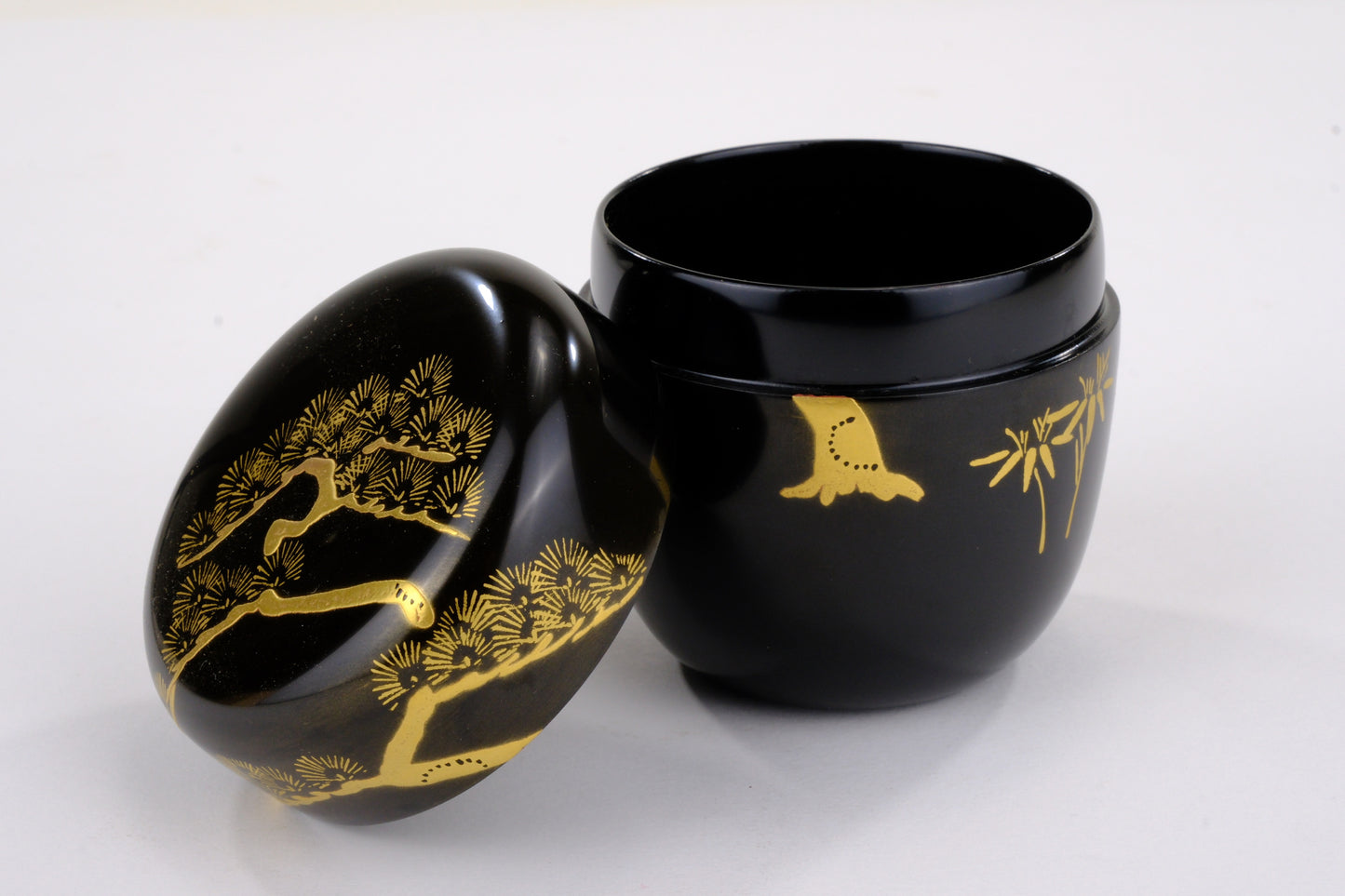 Japanese Tea Ceremony Natsume Black Lacquer Gold Makie Pine Tree