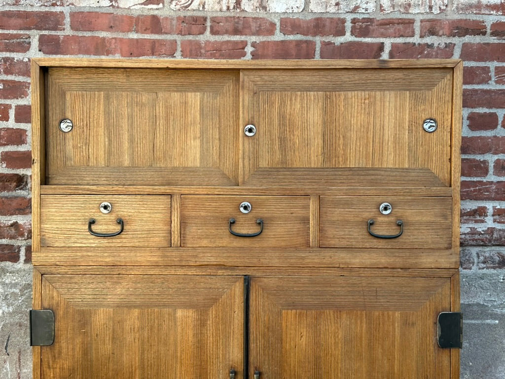 Antique Japanese Taisho Era c1920's Clothing Chest Kiri Ishodansu Tansu 60.5"H