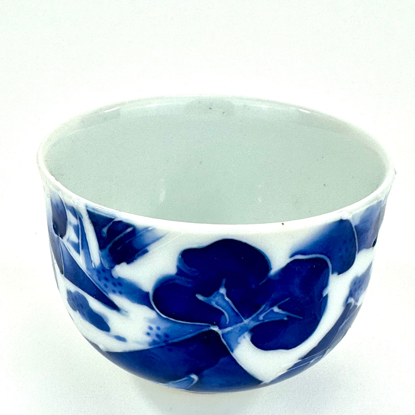 Vintage Japanese Sometsuke Indigo Handpainted Yunomi Tea Cup 3.25"W