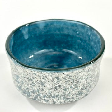 Japanese Chawan Matcha Tea Bowl Grey Speckle Exterior Blue Interior Two Tone Glaze NEW 5"