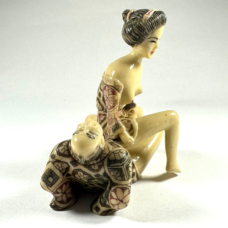 Vintage Japanese Shunga Erotic Figurine Couple Faux-Ivery Resin Hand Painted Showa b