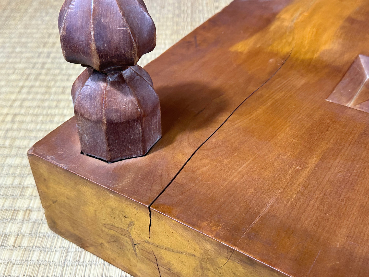 Vintage Japanese Katsura Go Board Floor Goban with Carved Tulip Legs 9cm Thick B2