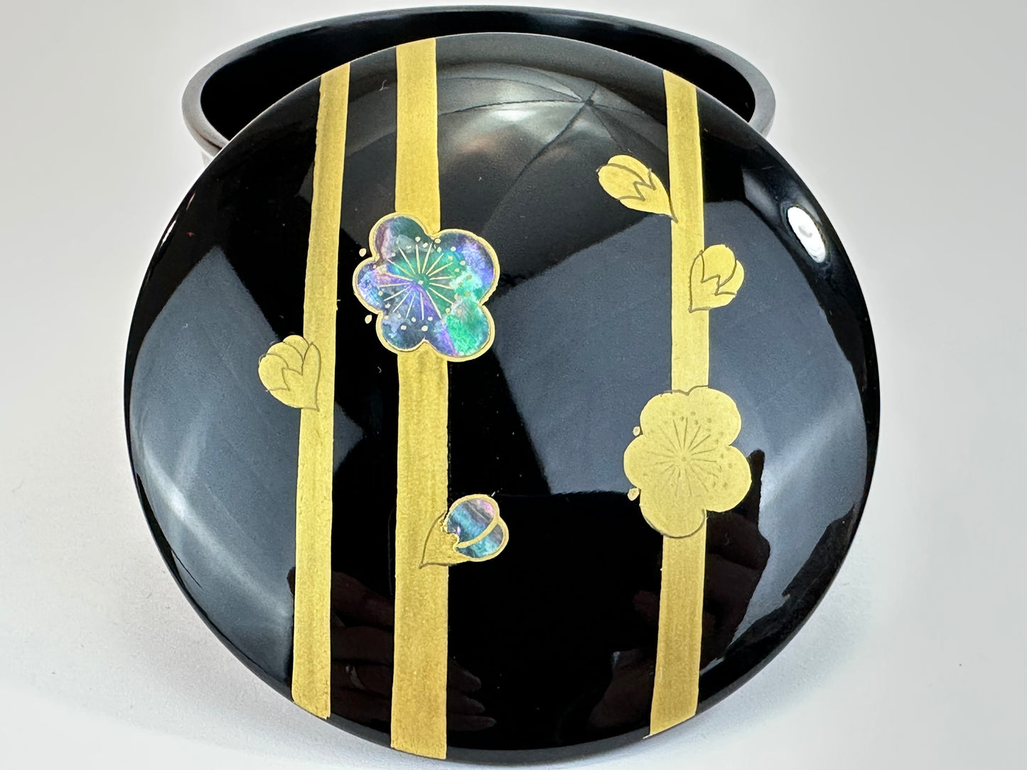 Vintage Japanese Black Lacquer Usuki w/ Gold Maki-e Plum Blossoms Motif Chaki