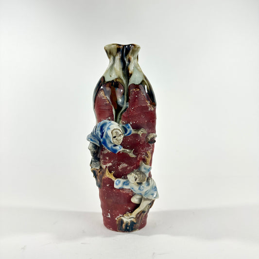 Antique Japanese Meiji Era Sumida Gawa Vase Climbing Figures Red Flambe Ishiguro Koko 8.5" LS#088