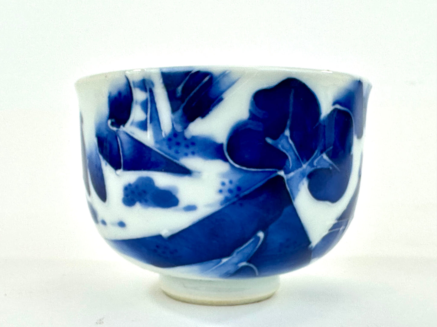 Vintage Japanese Sometsuke Indigo Handpainted Yunomi Tea Cup 3.25"W