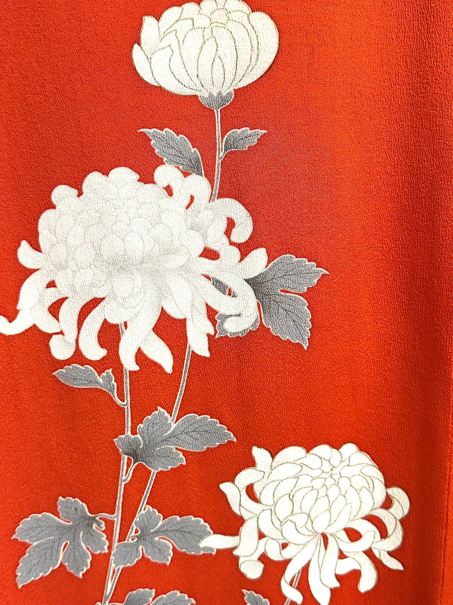 Vintage Japanese Silk Yuzen Kimono White Kiku Chrysanthemum Vermillion Showa