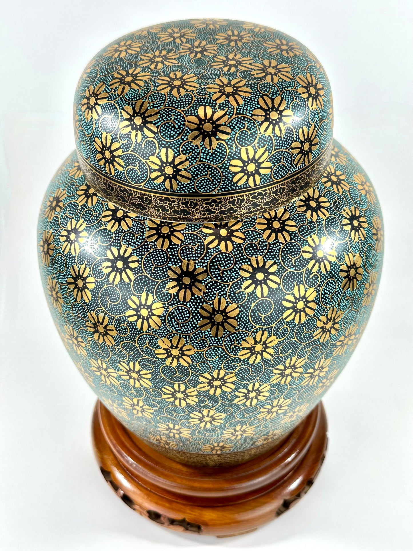 Vintage Kutani Shozan Porcelain Lidded Ginger Jar Green Gold Kiku Hardwood Stand Showa 14.5"