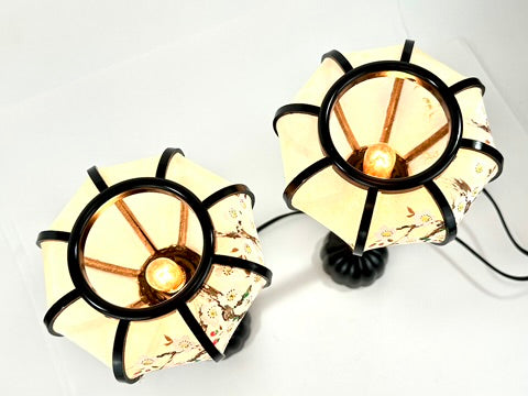 Japanese Showa Era Hiunkudo Sakura Lantern Table Lamp Pair Black Lacquer Brass 15"H