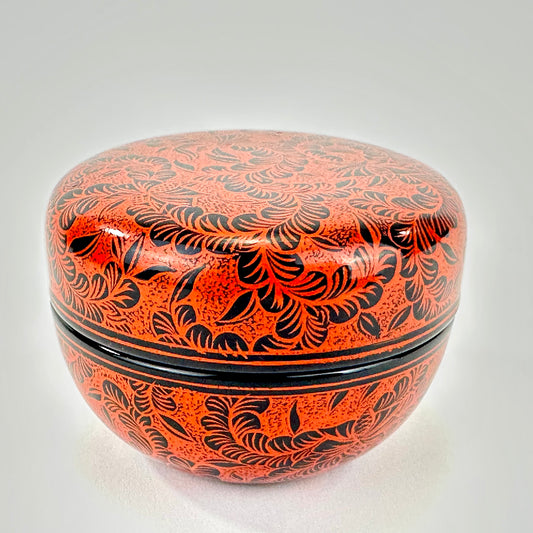 Japanese Natsume Tea Caddy Red & Black Lacquer 2.5"