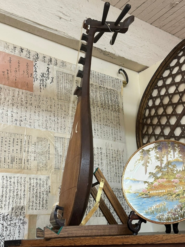 Vintage Japanese Chikuzen Biwa 4-String Kiri Wood Lute Moon Inlay 39″L