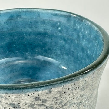 Japanese Chawan Matcha Tea Bowl Grey Speckle Exterior Blue Interior Two Tone Glaze NEW 5"