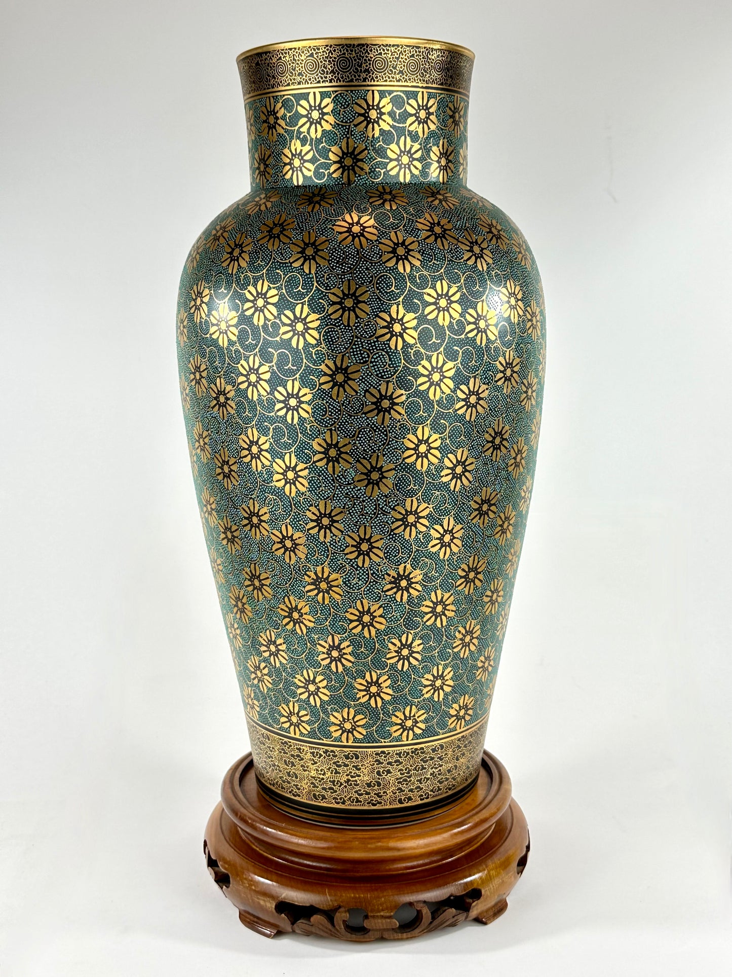 Vintage Kutani Shozan Porcelain Vase Green Gold Kiku Hanazume Hardwood Stand Showa 18"H