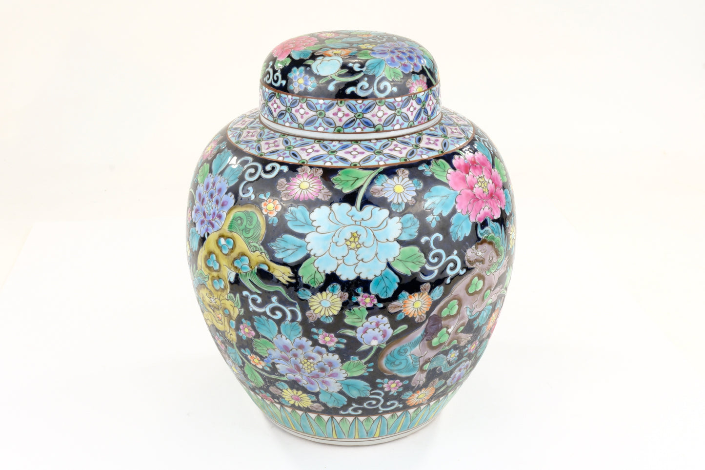 Chinese Famille Noire Porcelain Ginger Jar Shishi Peony Floral Black Ground ~10"H