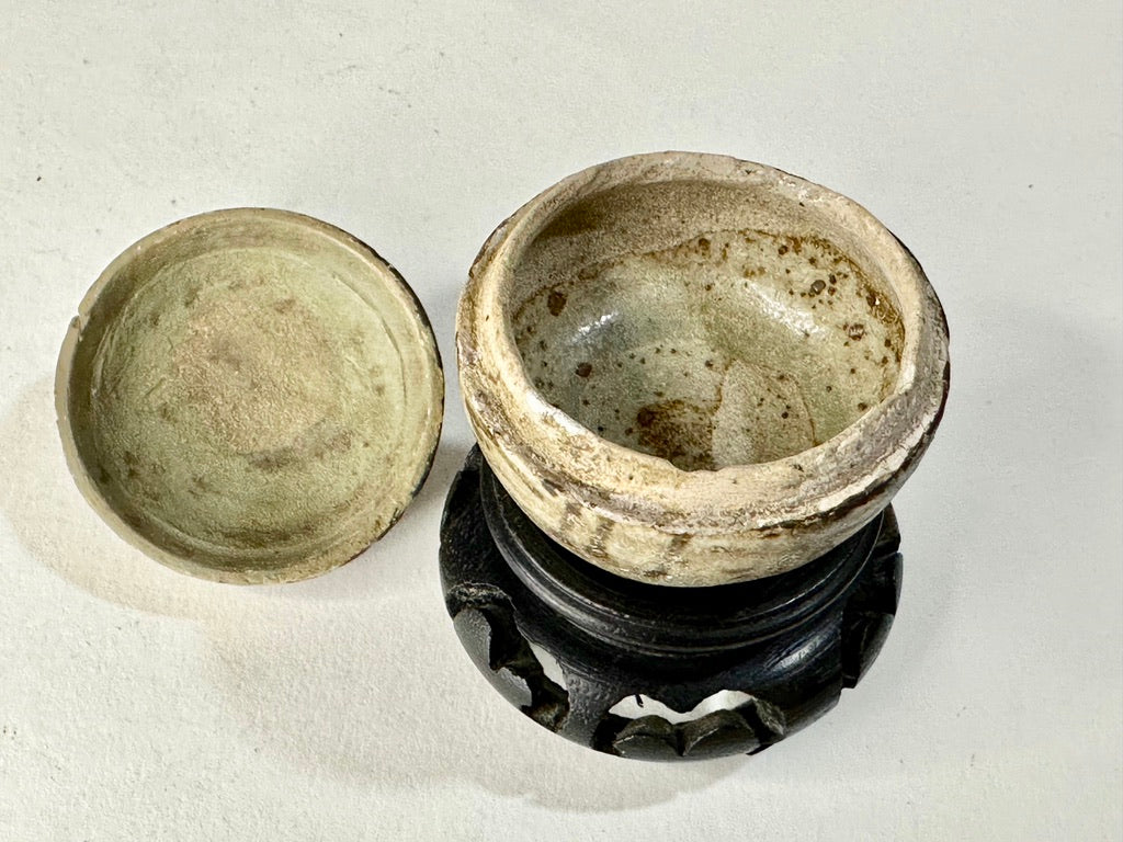 Southeast Asian Stoneware Covered Box Iron Slip Banded Decoration Hardwood Stand 2.5"