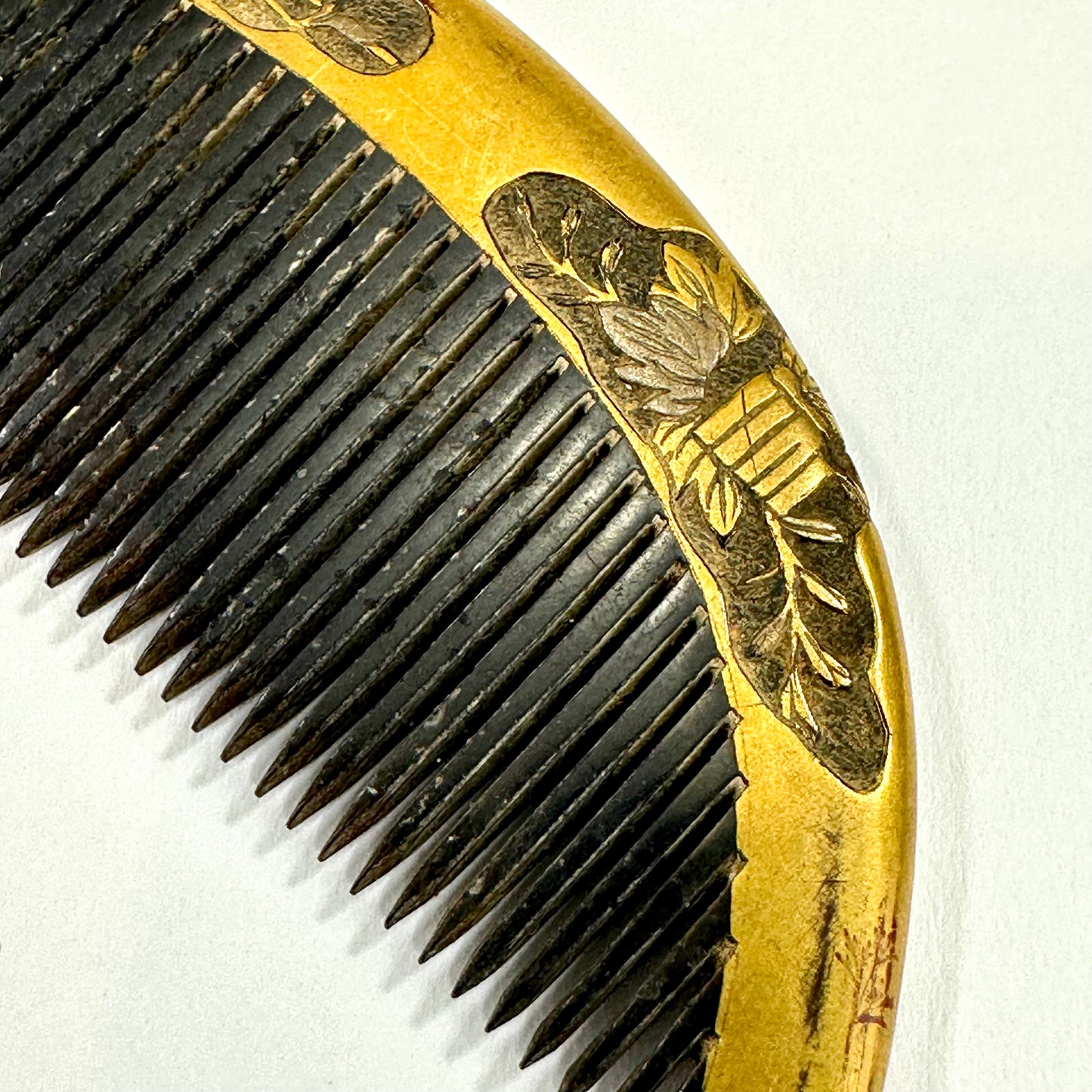 Antique Japanese Geisha Comb Kushi Hairpiece Kanzashi Gold Makie Village 3.75"