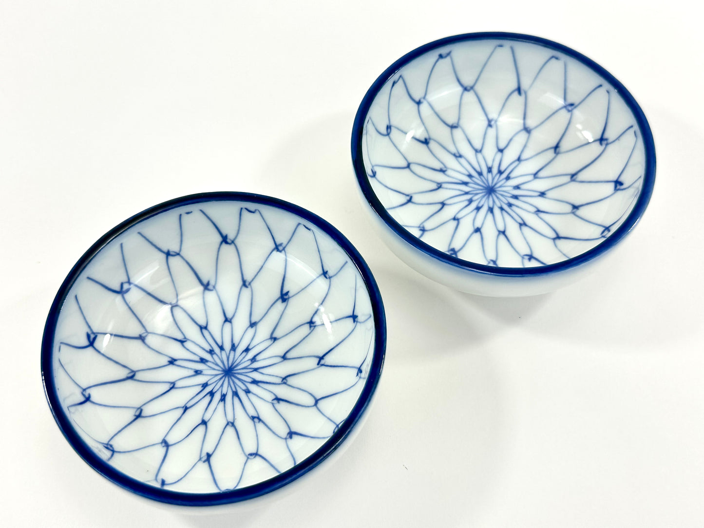 Vintage Japanese Blue-and-White Porcelain Bowl with Radiating Net Pattern 3″W