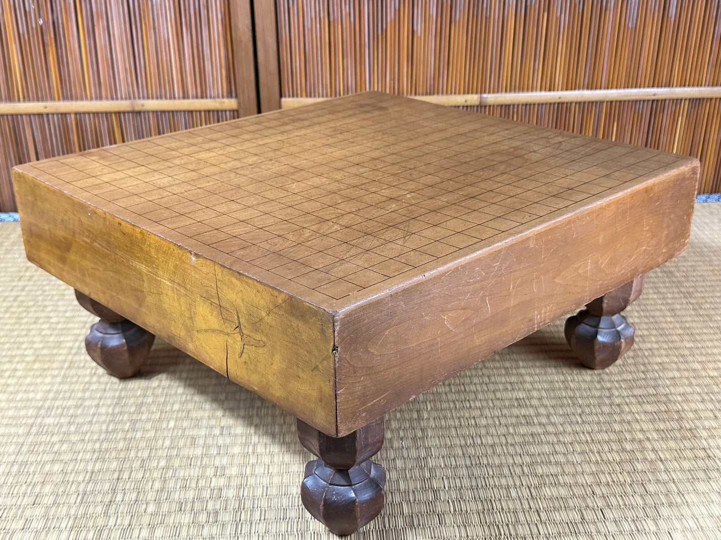 Vintage Japanese Katsura Go Board Floor Goban with Carved Tulip Legs 9cm Thick B2