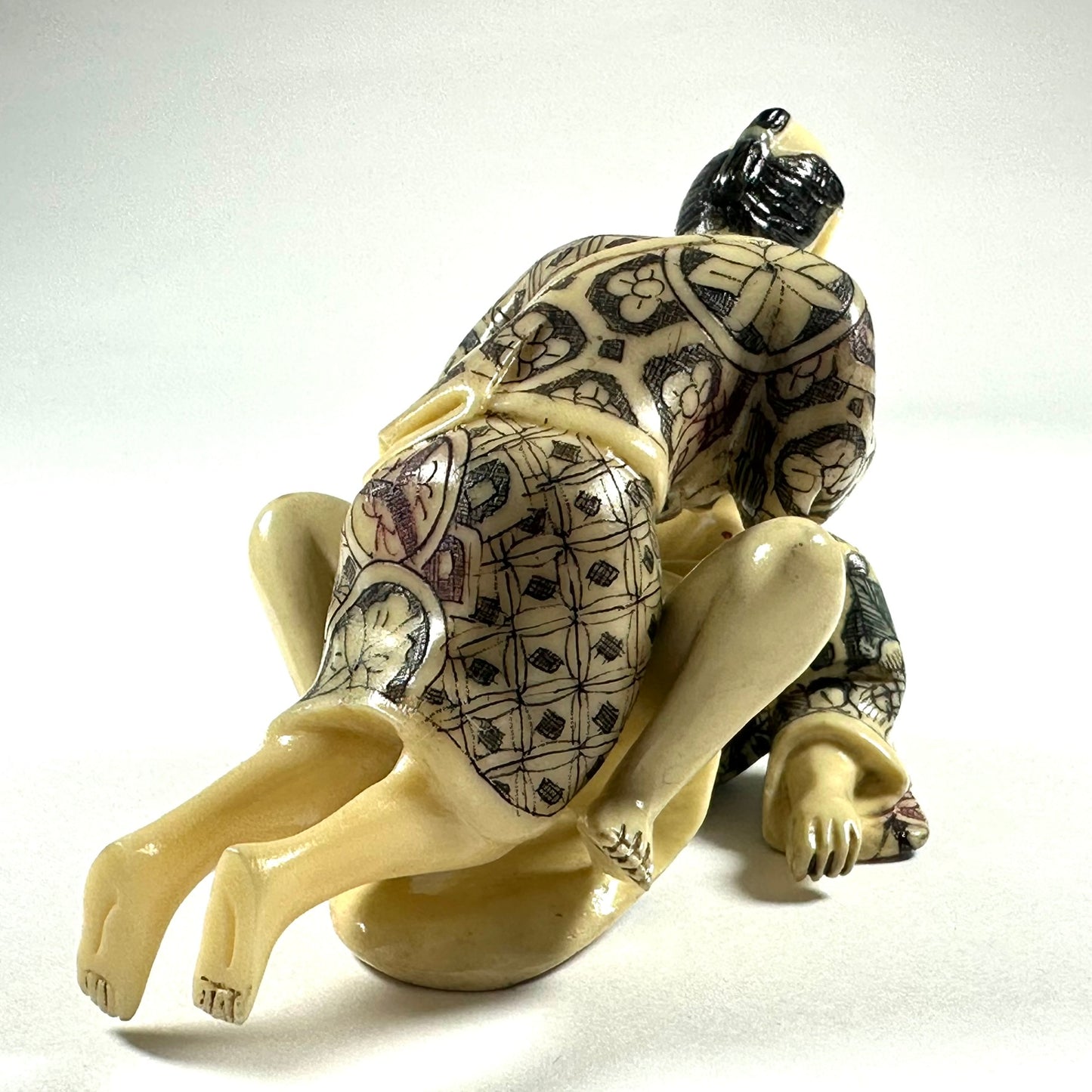 Vintage Japanese Shunga Erotic Figurine Couple Faux-Ivery Resin Hand Painted Showa a