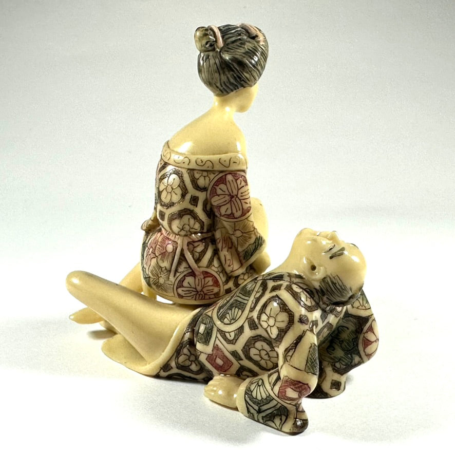 Vintage Japanese Shunga Erotic Figurine Couple Faux-Ivery Resin Hand Painted Showa b