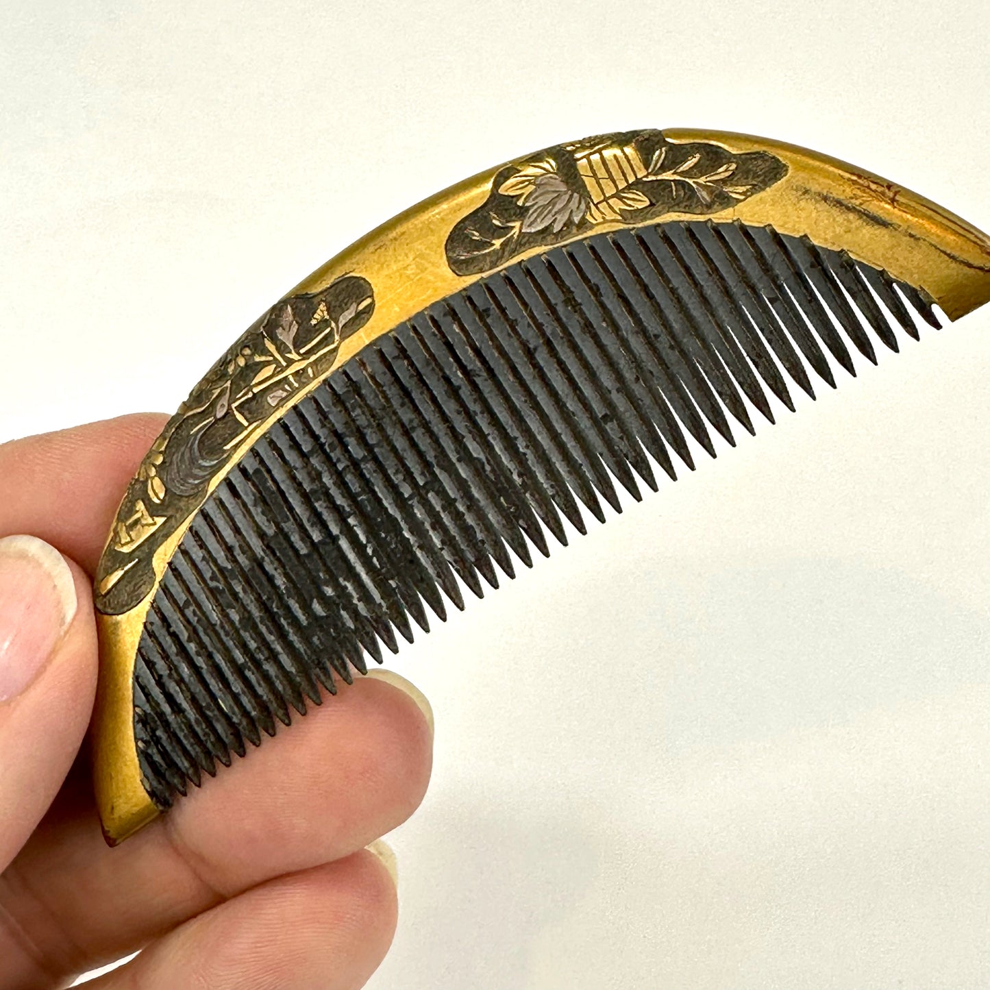 Antique Japanese Geisha Comb Kushi Hairpiece Kanzashi Gold Makie Village 3.75"