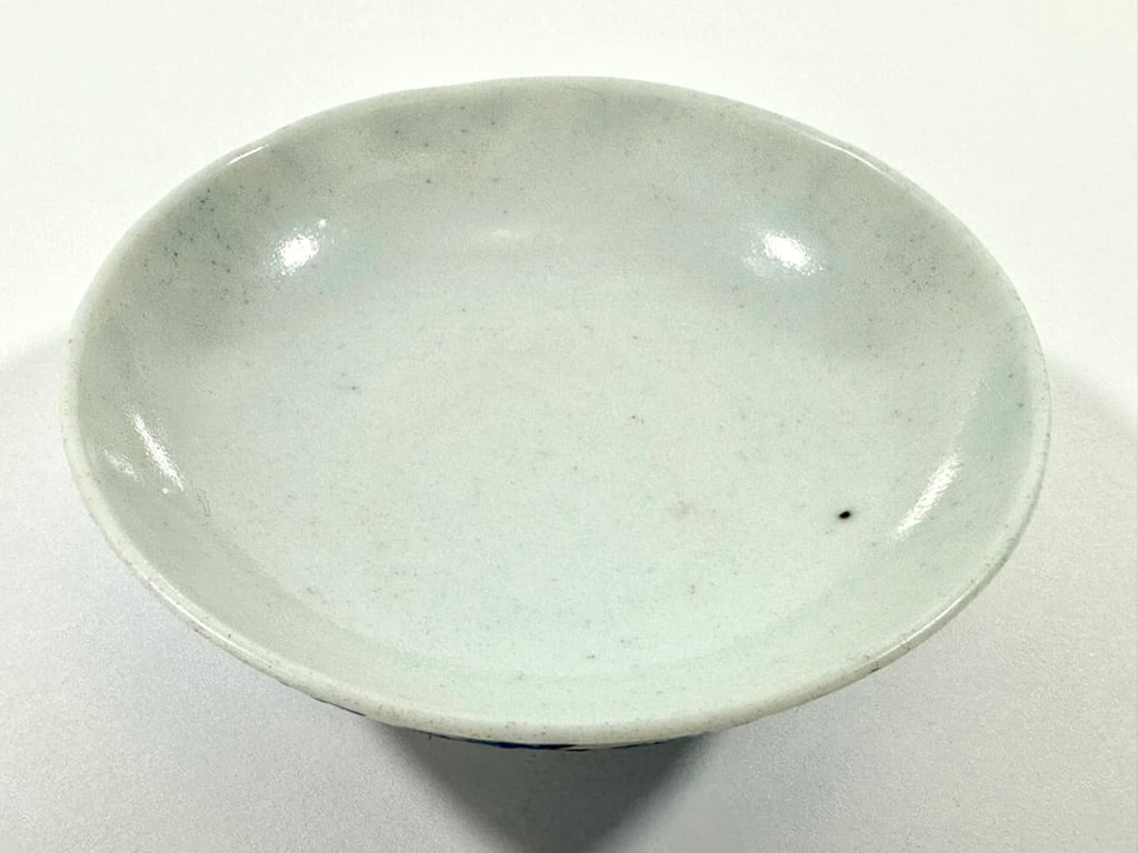 Antique Chinese Blue and White Porcelain Bowl Lotus Scroll Iron Red Mark 5"W