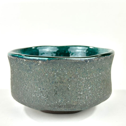Japanese Handmade Mino Ware Chawan Matcha Tea Bowl Blue Teal Interior Grey Speckle Glaze NEW 5"