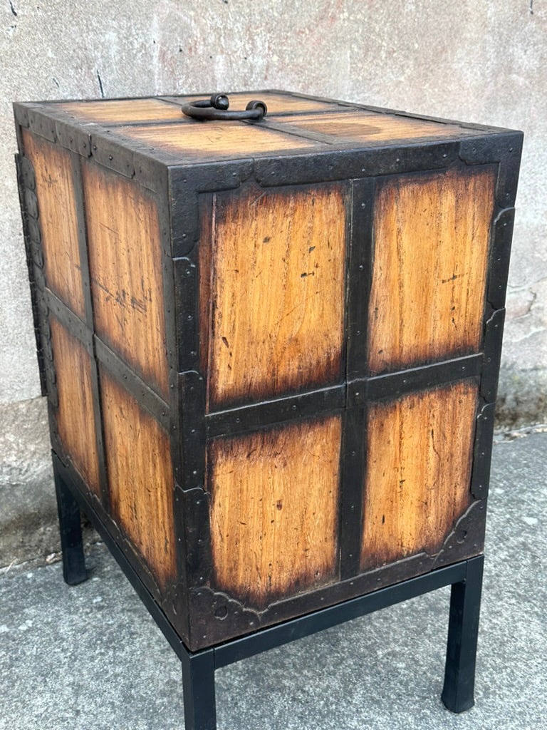 Rare Antique Japanese Edo Era (c1800's) Funadansu Ship's Tansu Chest 28"