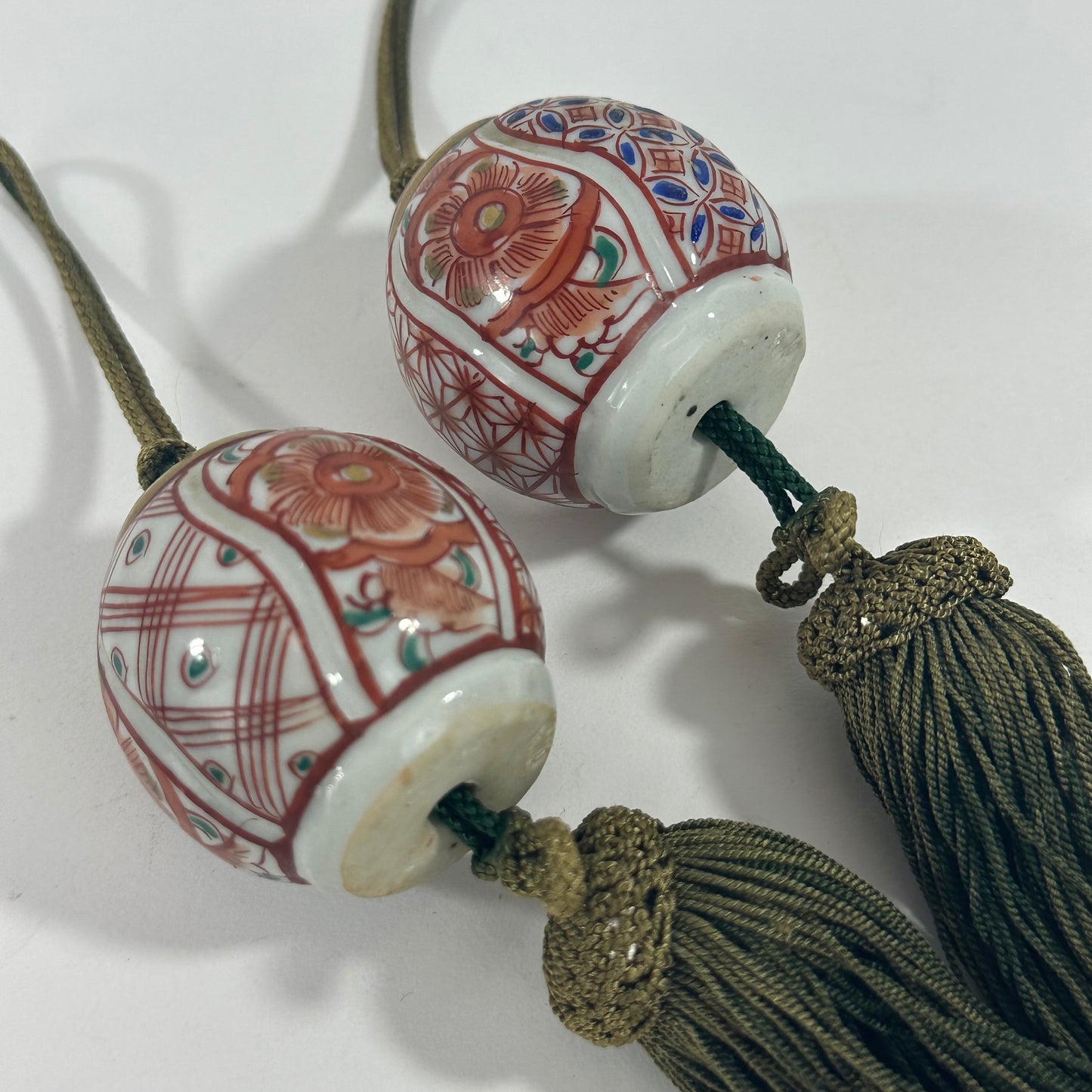 Vintage Japanese Fuchin Scroll Weights Calcite Stone Silk Tassels Pair 4cm (Copy)