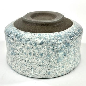 Japanese Chawan Matcha Tea Bowl Grey Speckle Exterior Blue Interior Two Tone Glaze NEW 5"