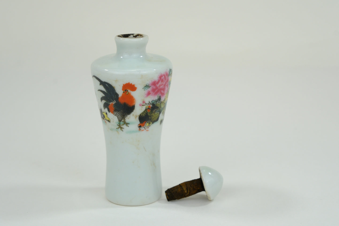 Vintage Chinese Porcelain Snuff Bottle Rooster Motif w/ Stopper 3"