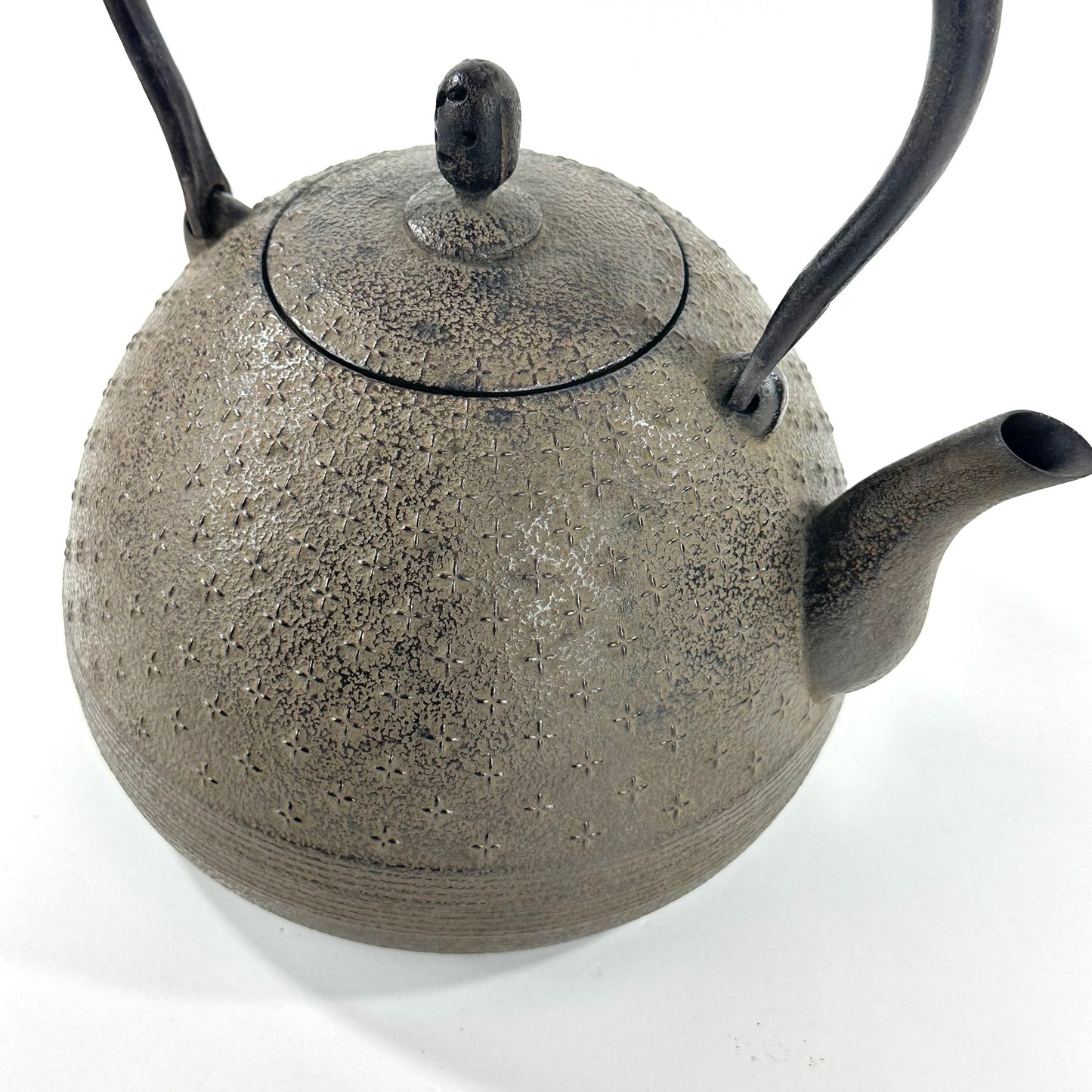 Modern Japanese Cast Iron Tetsubin
