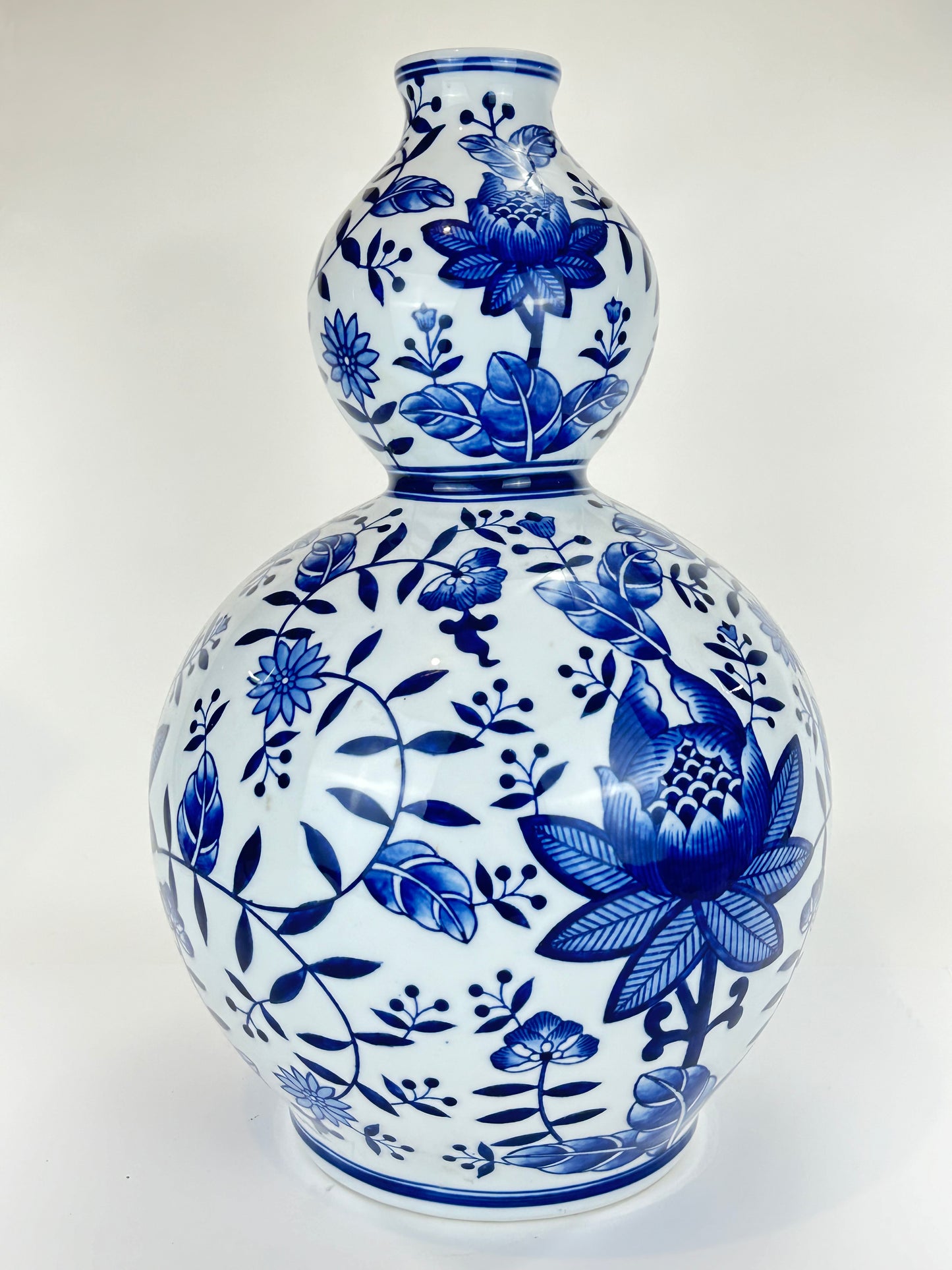 Vintage Chinese Large Vase Blue & White Gourd Shaped 20”H