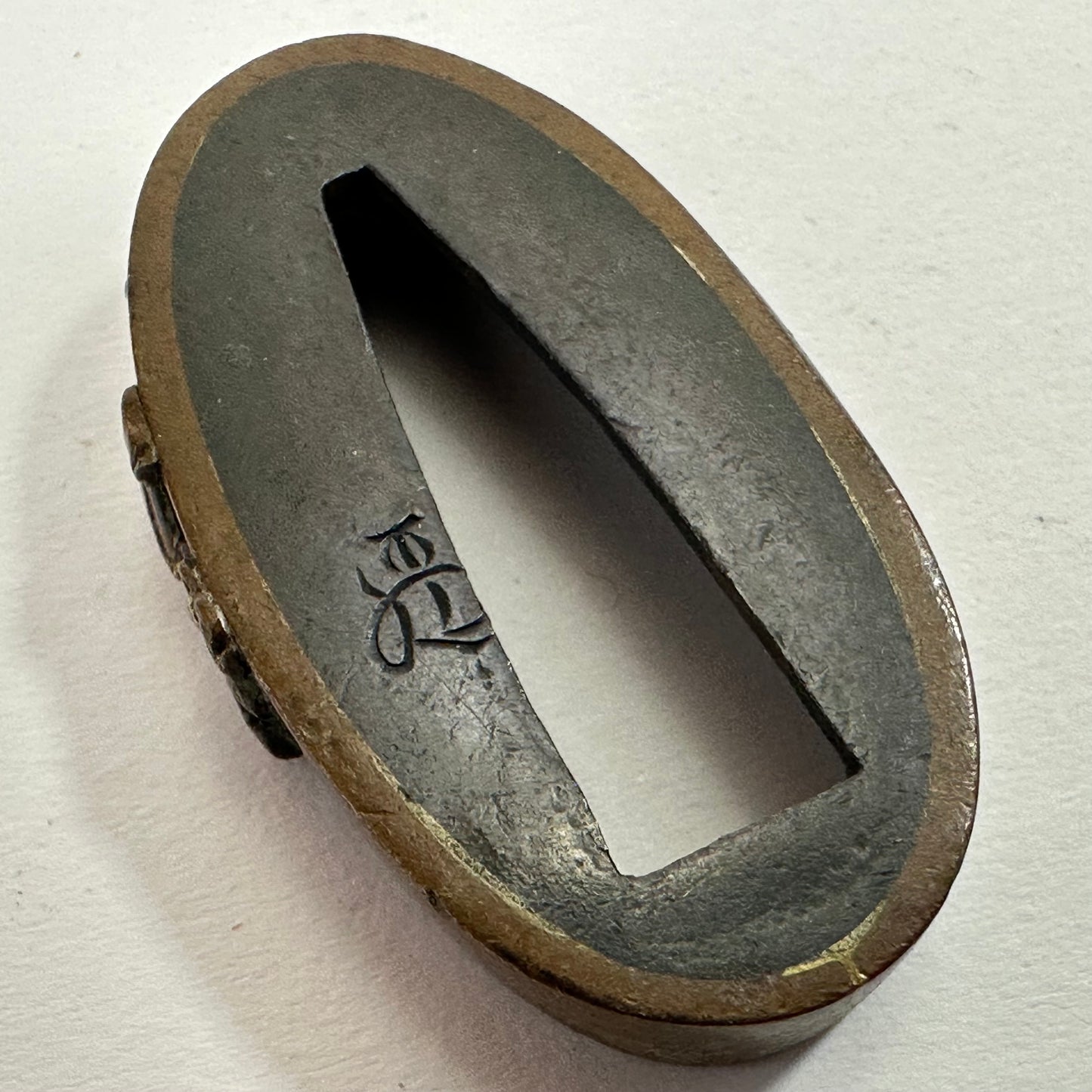 Antique Japanese Edo-Period Sword Katana Fuchi Samurai in Gold on Shakudō,