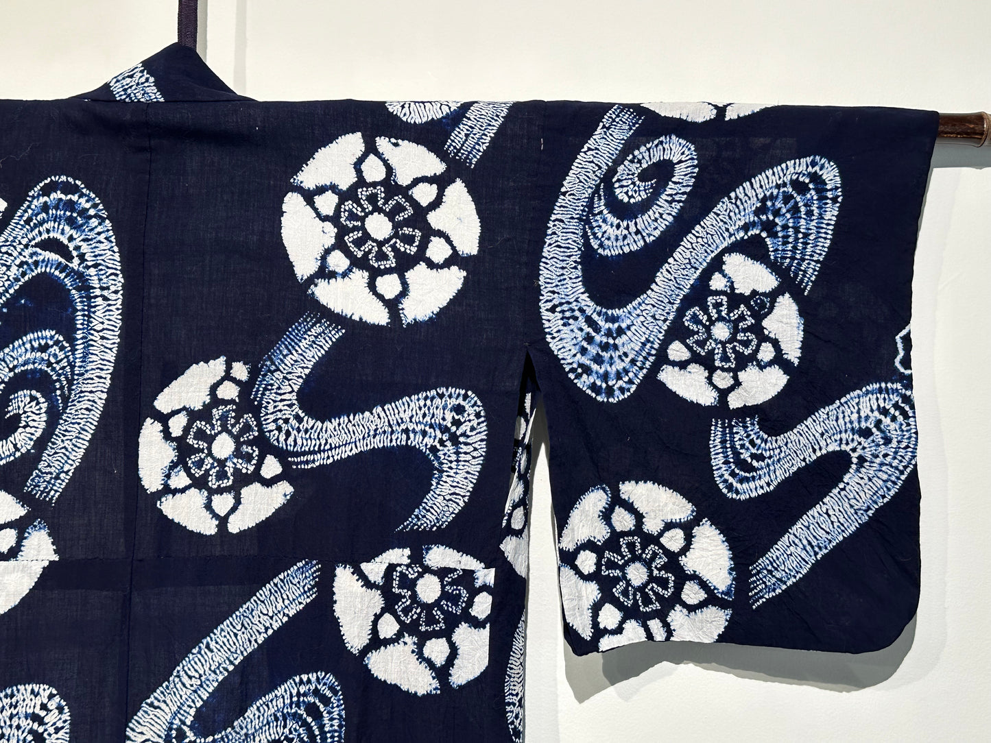 Japanese Cotton Shibori Yukata Kimono Dark Blue Wheel & Stream Arimatsu