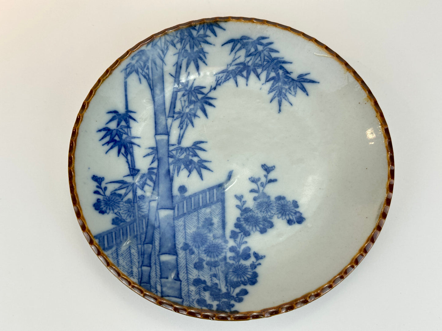 Antique Japanese Imari Blue & White Scalloped Bowl Bamboo Garden Scene 7.25"W