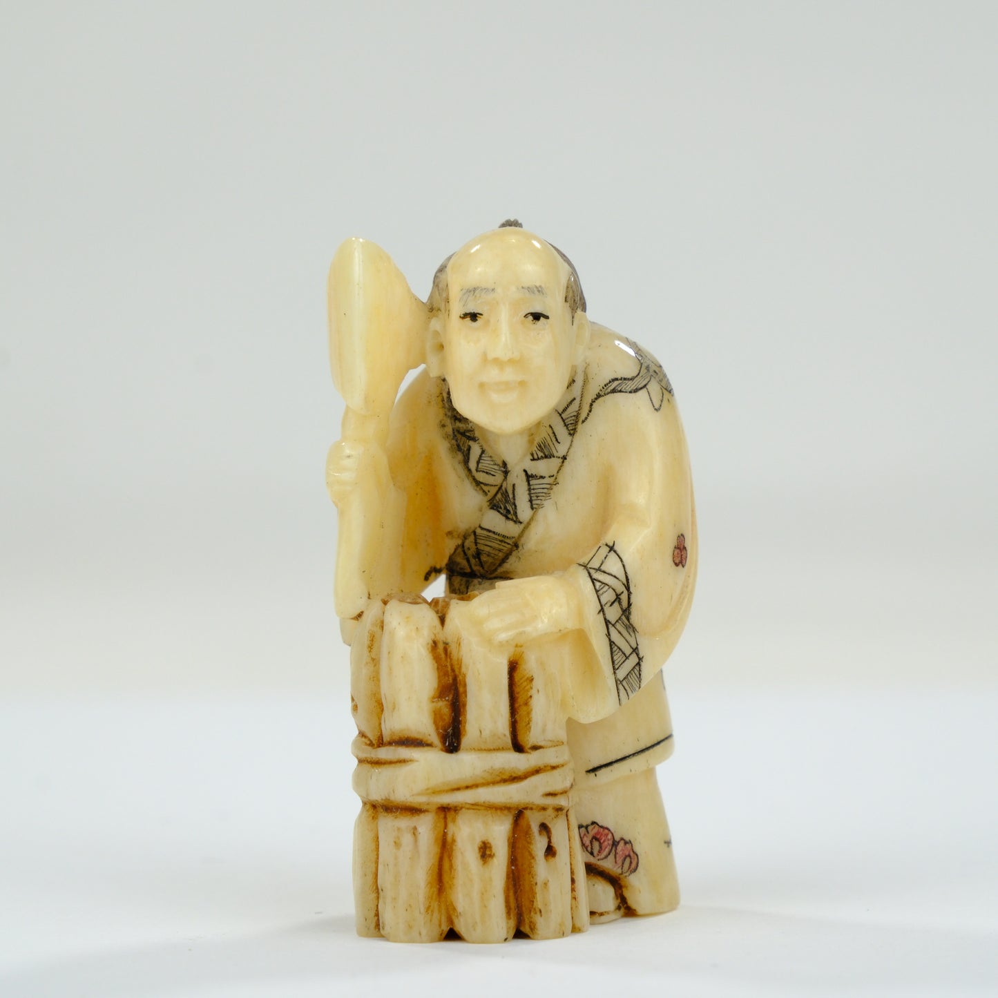 Vintage Chinese Figurine / Netsuke Hand Carved Oxbone ~2”H