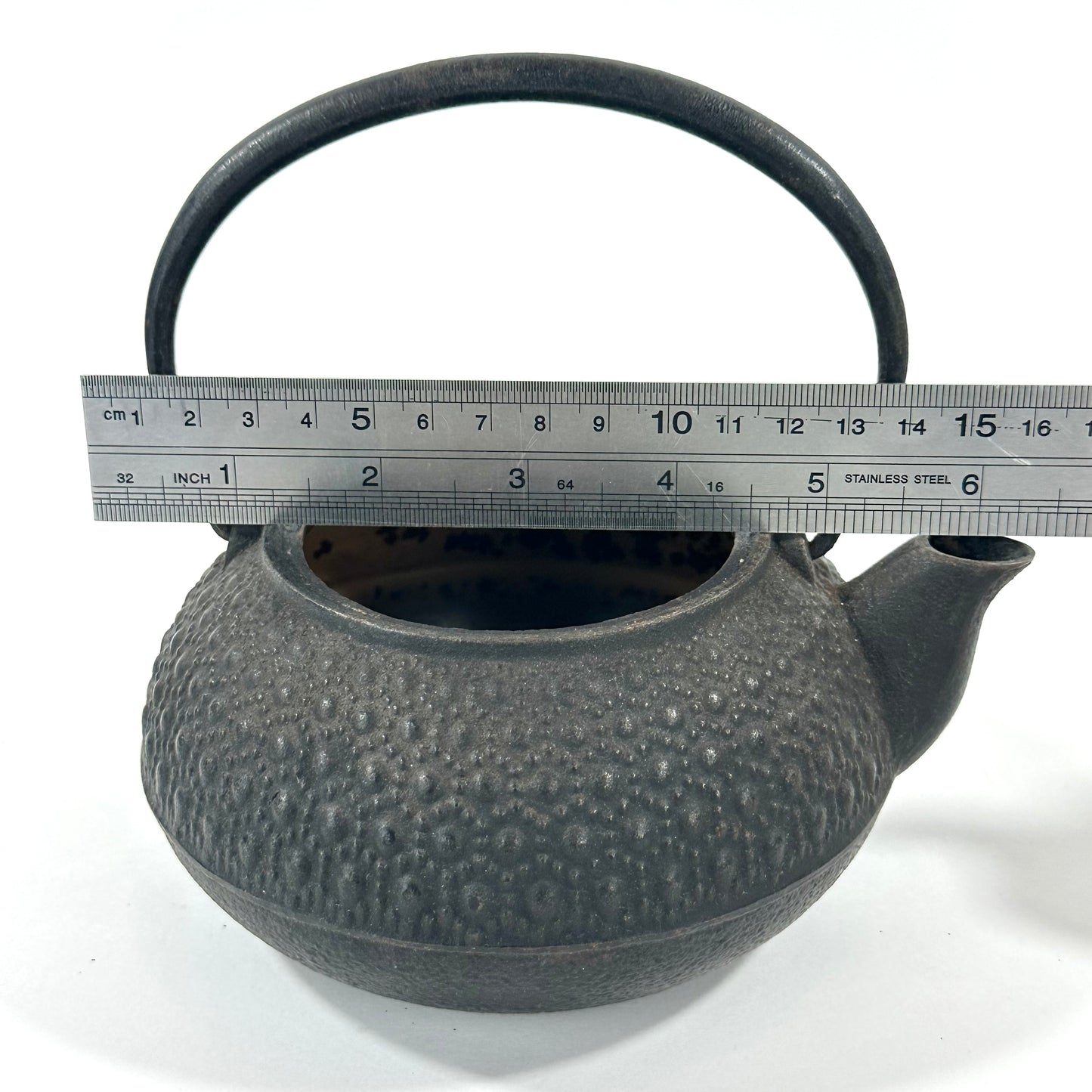 Japanese Antique Tetsubin Round with Hexagon Hail Stone Pattern 6"H