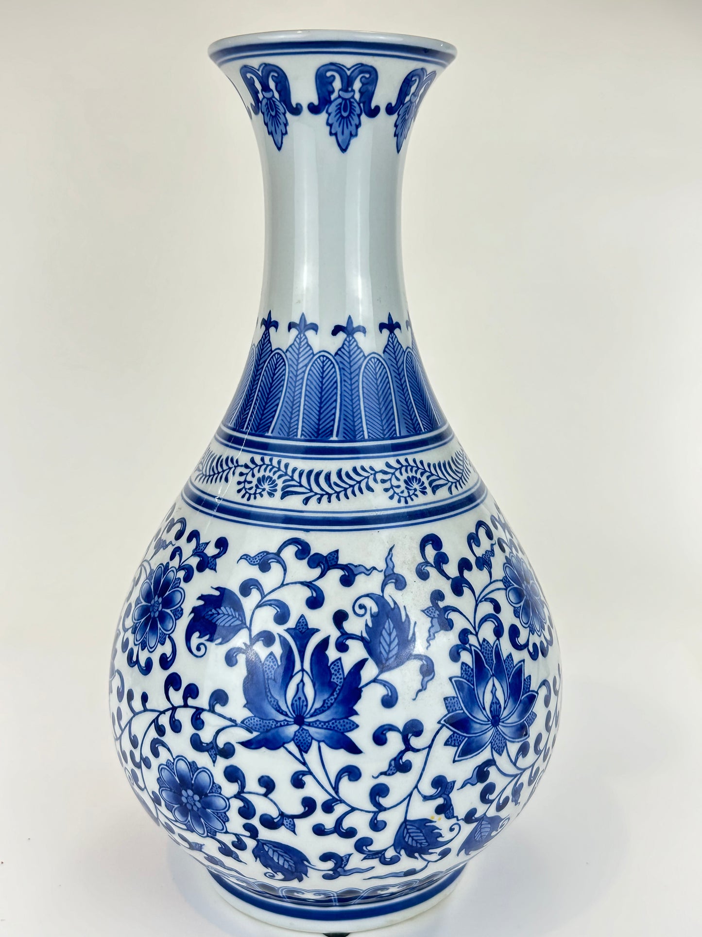 Vintage Chinese Large Vase Blue & White Floral & Arabesque 17”H