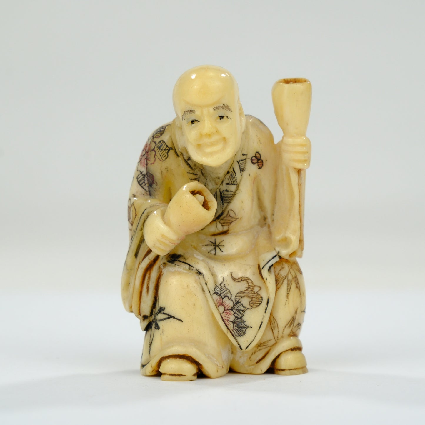 Vintage Chinese Figurine / Netsuke Hand Carved Oxbone ~2”H